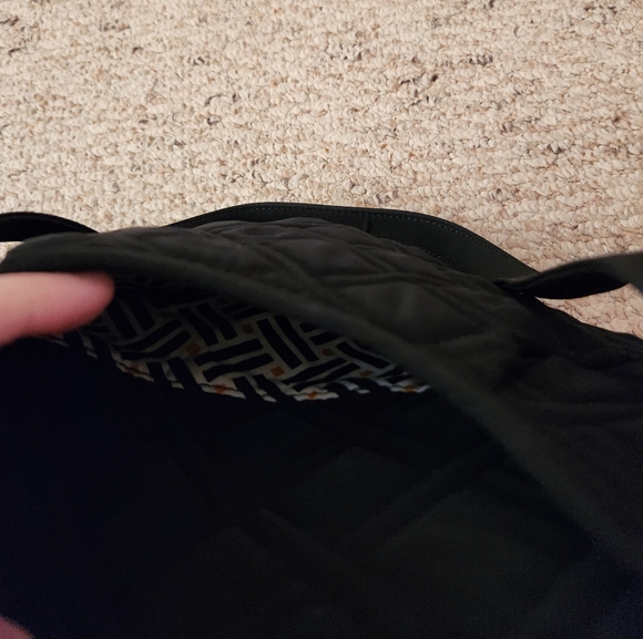 Vera Bradley Glenna Classic Black Purse - Picture 9 of 9